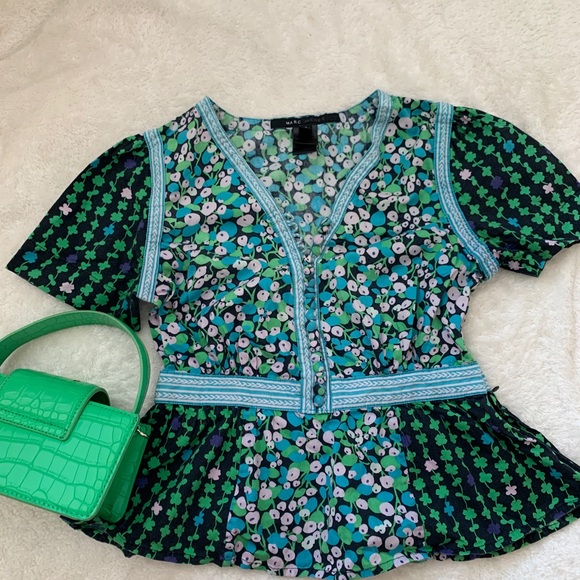 Marc Jacob’s  floral top size 2 fits small - Picture 2 of 7